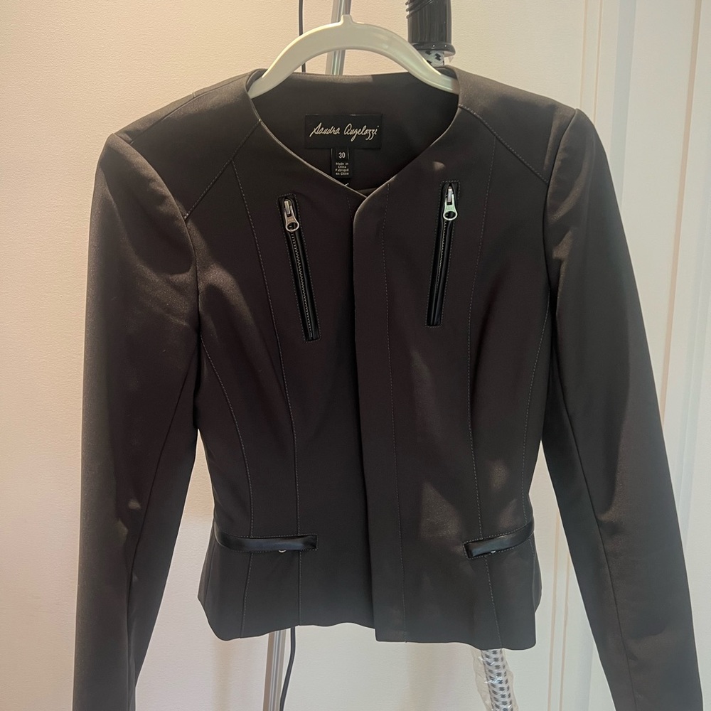 Chic Black Women's Blazer and skirt by “Sandra Angelozzi❤️preloved❤️